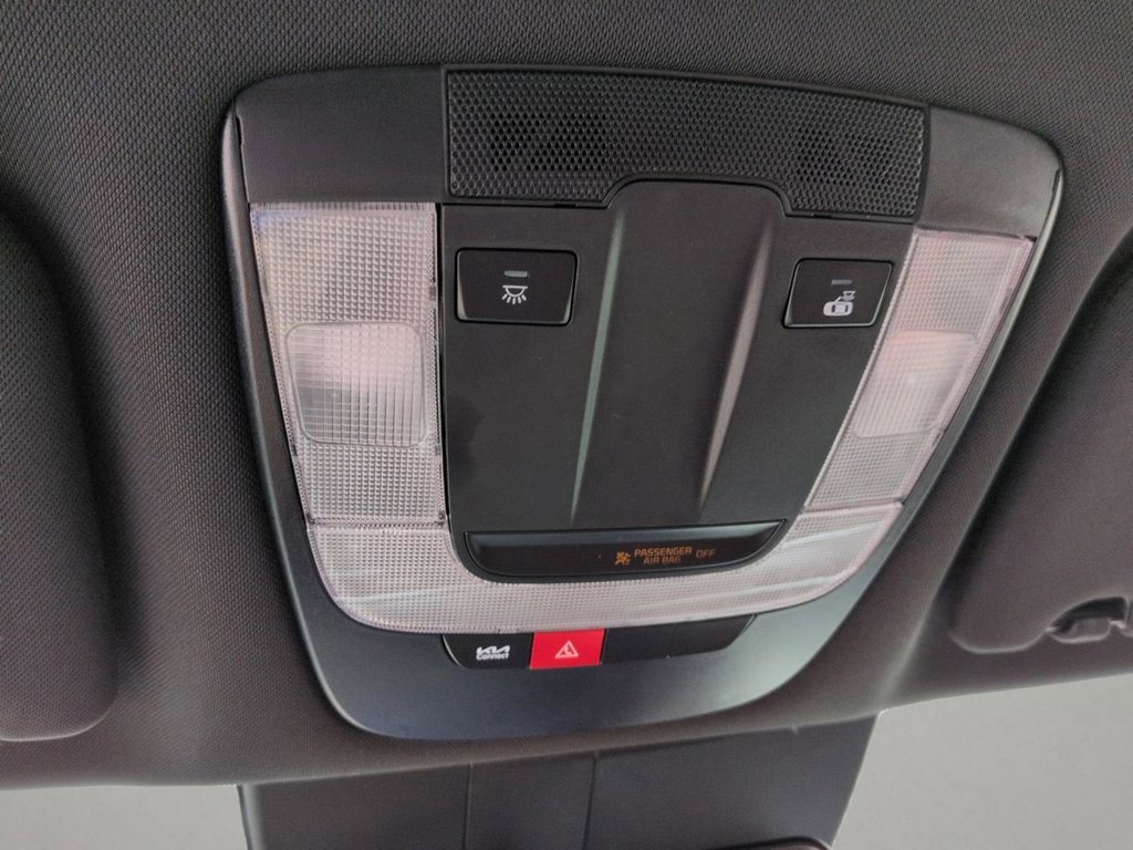 2026 Kia K5 GT-Line - Photo 18