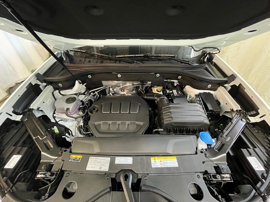 New 2026 White/off-white Volkswagen 2.0T SEL Premium R-Line image 29