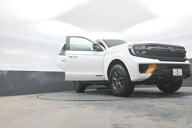 New 2026 Star White Metallic Tri-Coat Ford Tremor® image 33