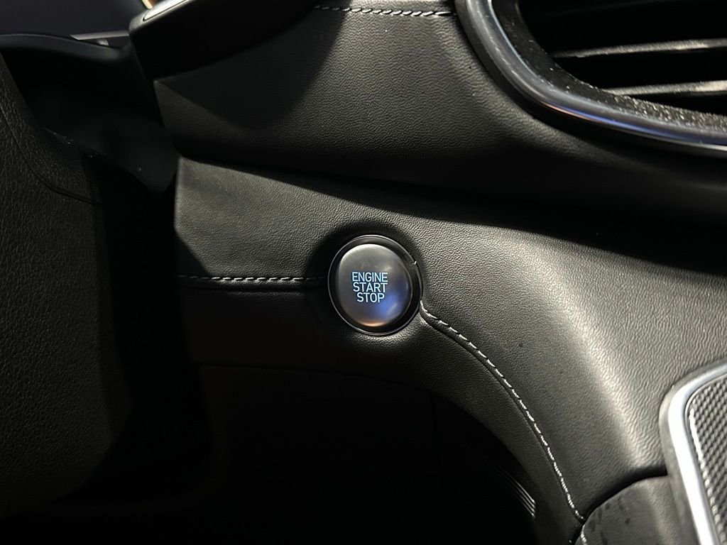 2021 Hyundai Santa Fe Limited - Photo 19