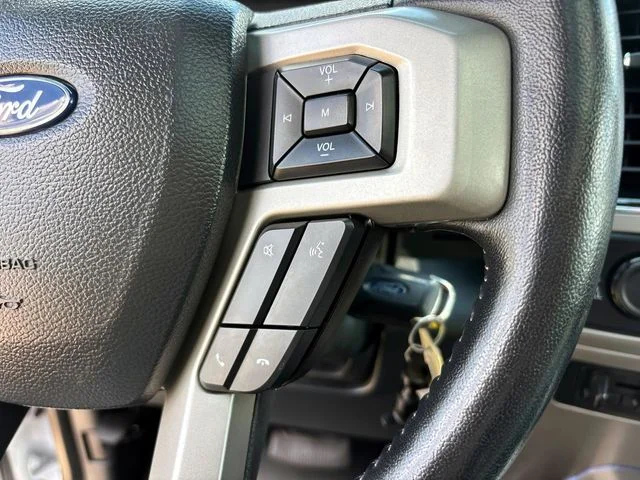 Used 2022 Oxford White Ford Lariat image 25