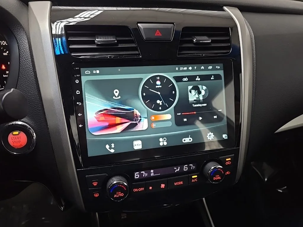 Used 2015 Silver Nissan 2.5 SV image 24