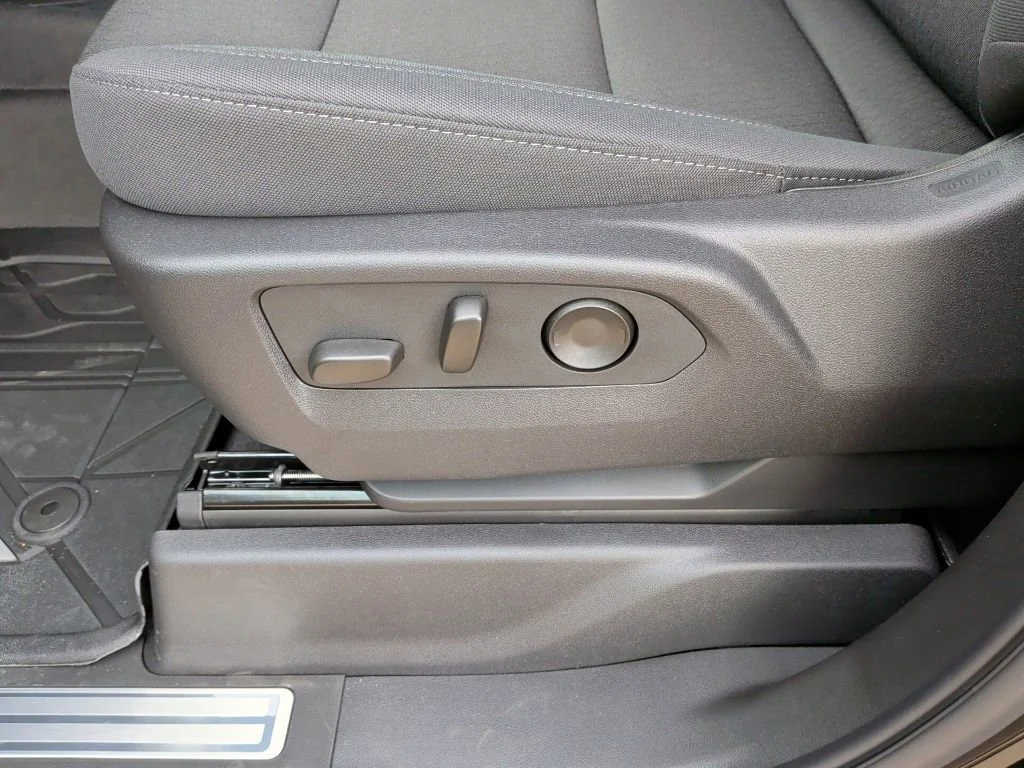 2026 Chevrolet Silverado 1500 LT - Photo 13