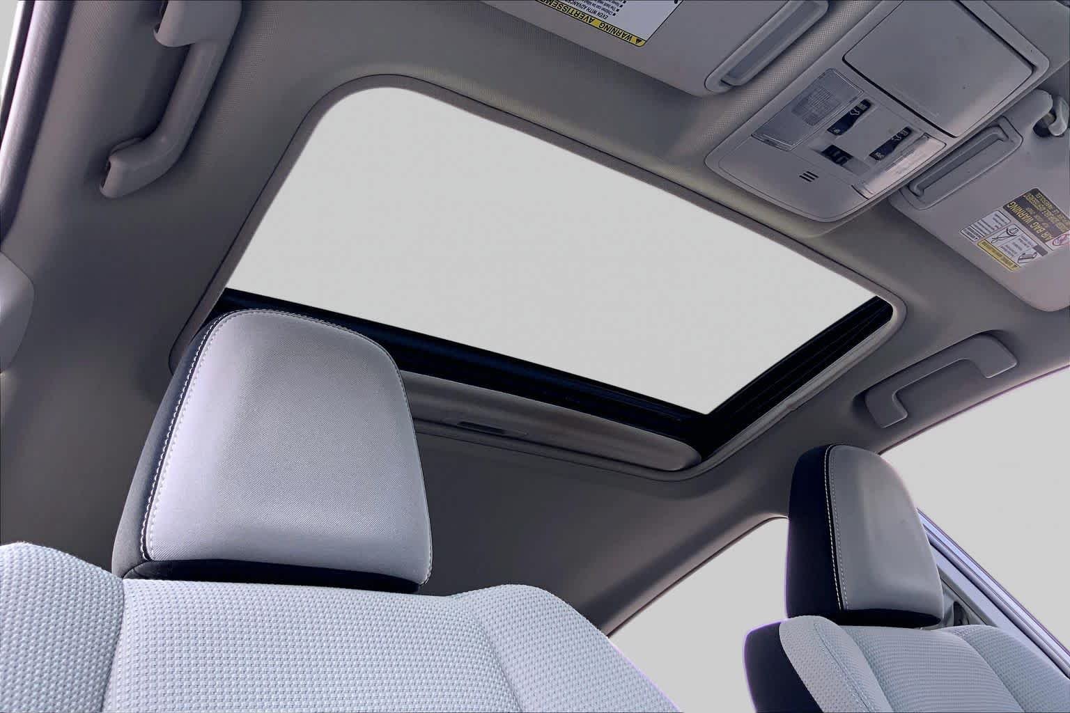 Used 2016 Silver Sky Metallic Toyota XLE image 14