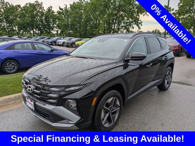Used 2026 Black Hyundai SEL image 3