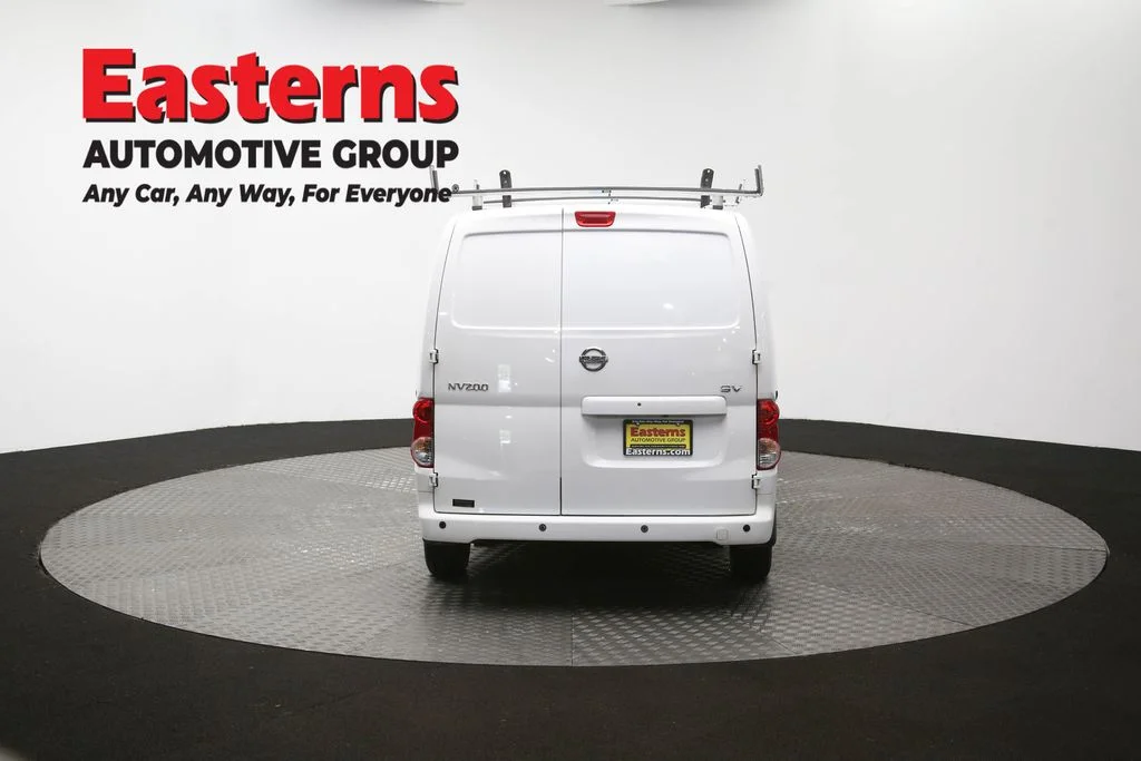 Used 2021 White Nissan SV image 36