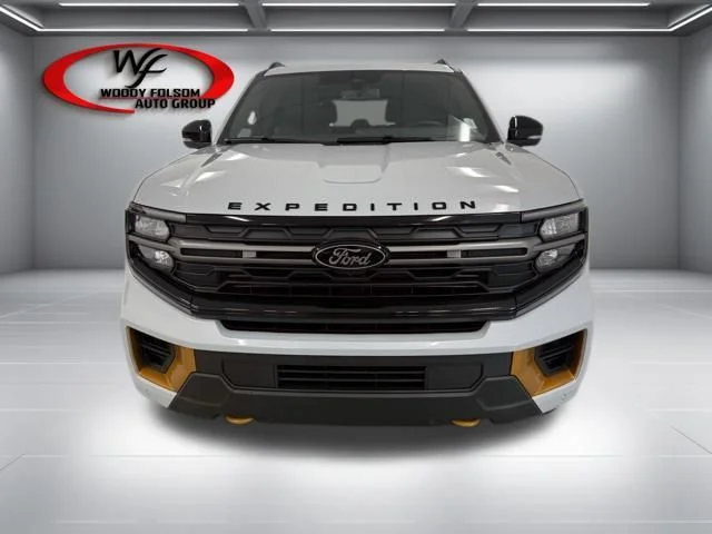 New 2026 Space Silver Metallic Ford Tremor® image 2