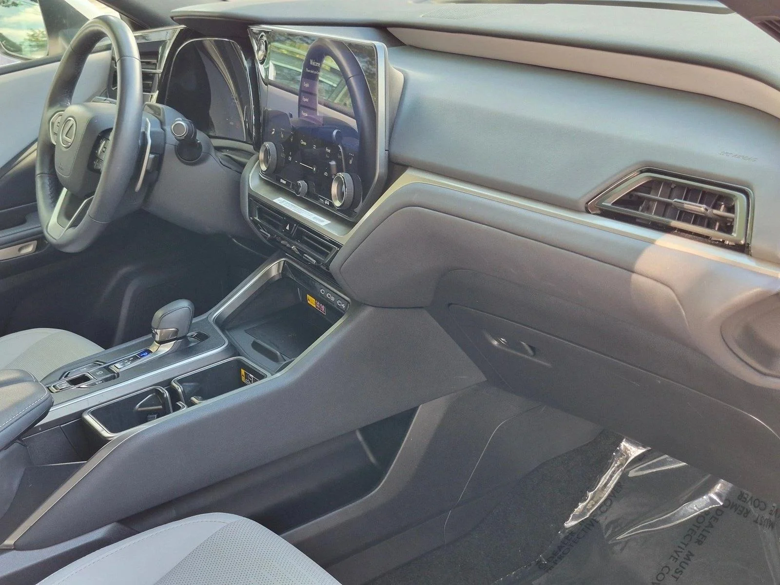 Certified Used 2025 Wind Chill Pearl Lexus  image 22