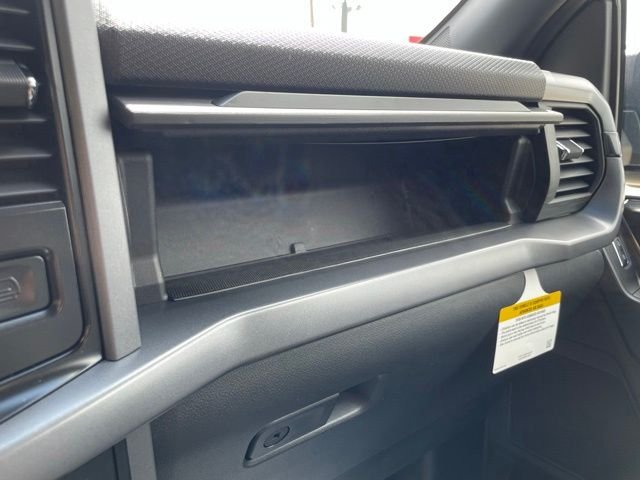 New 2026 CARBONIZED GRAY Ford XLT image 38