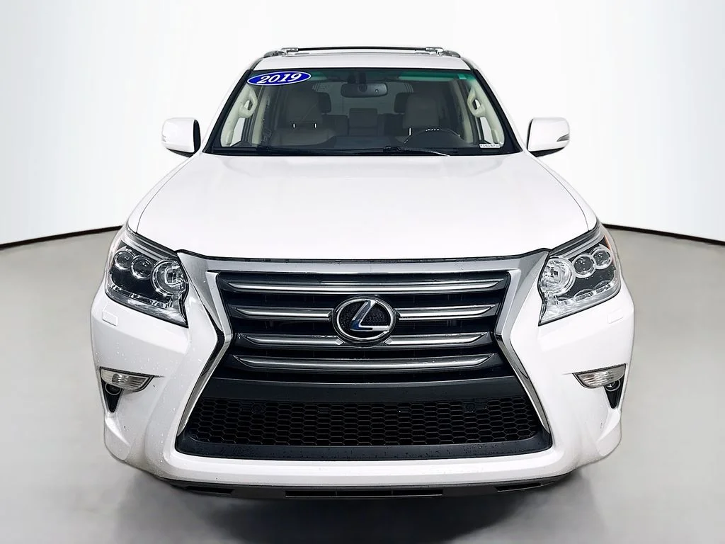 Used 2019 Starfire Pearl Lexus Premium image 7