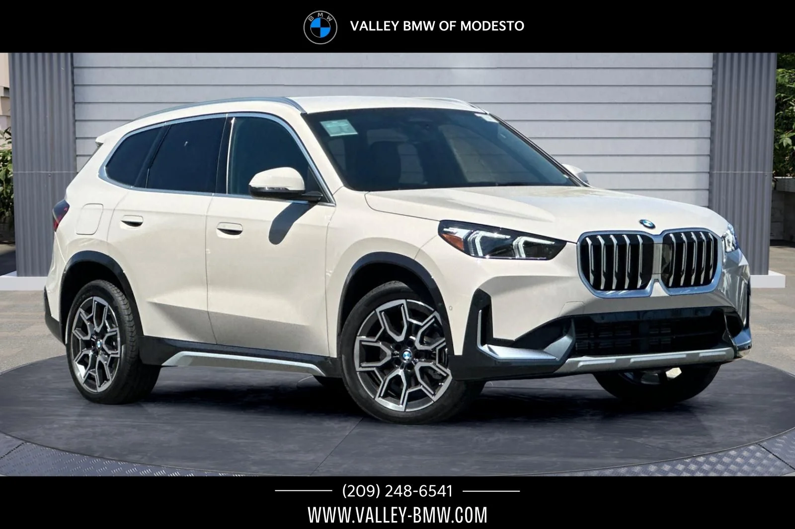 2026 BMW X1 xDrive28i's photo
