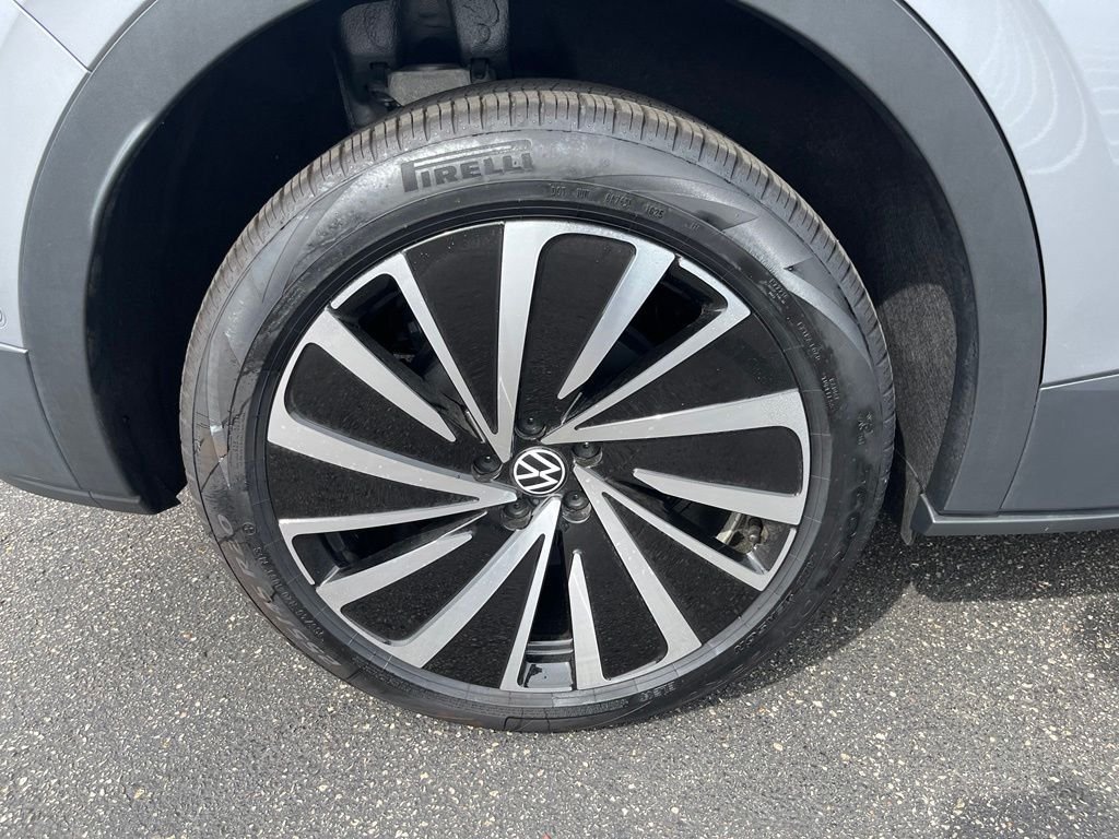 Used 2025 Silver Volkswagen Pro image 30