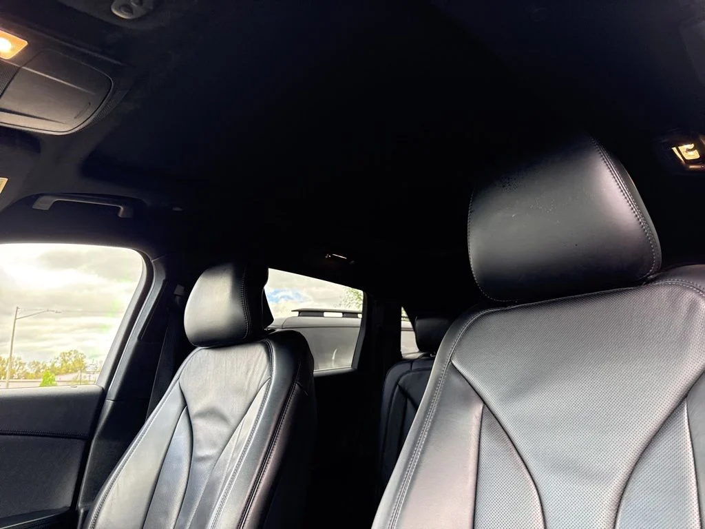Used 2018 Burgundy Velvet Metallic Tinted Clearcoat Lincoln Reserve image 14