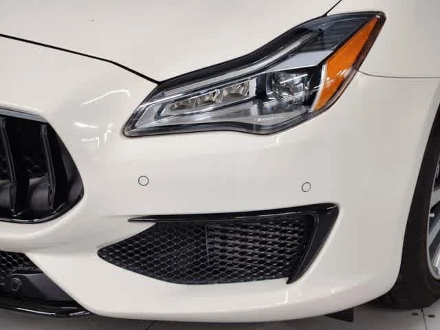 Used 2022 Bianco Maserati Modena image 12