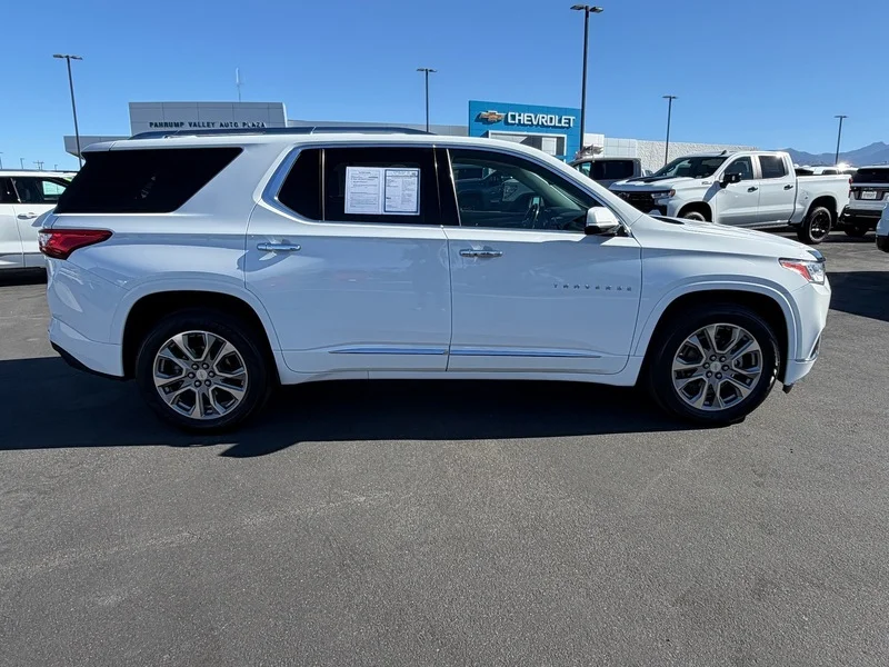 Used 2019 SUMMIT WHITE Chevrolet Premier image 2