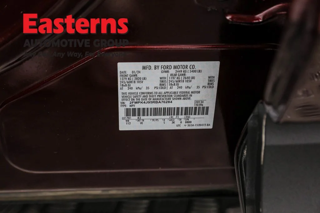 Used 2024 Red Ford SEL image 34