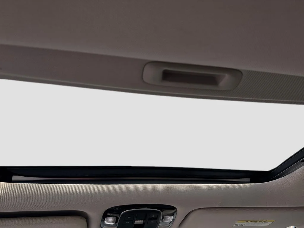 Used 2021 Graphite Hyundai SEL image 18