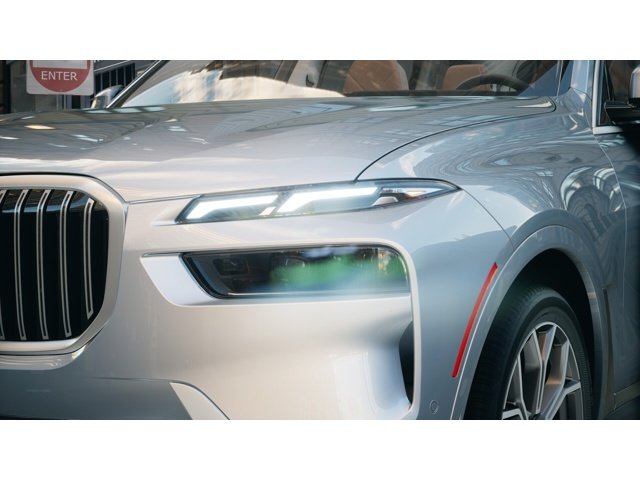 New 2027 Sparkling Copper Metallic BMW xDrive40i image 6