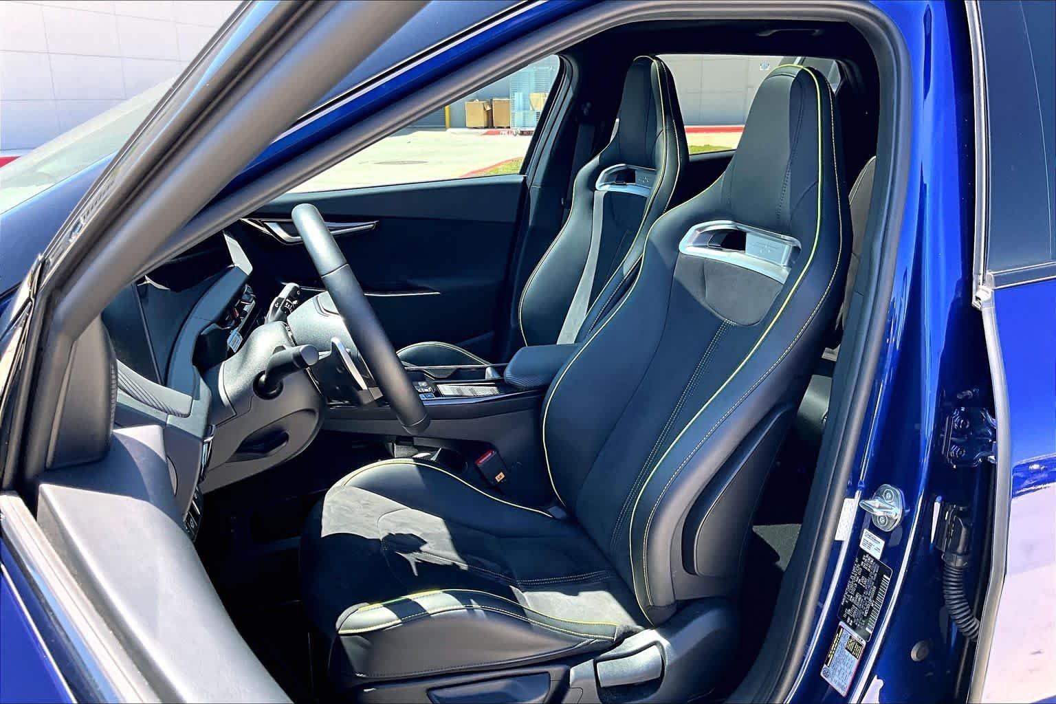 Used 2023 Yacht Blue Kia GT image 7