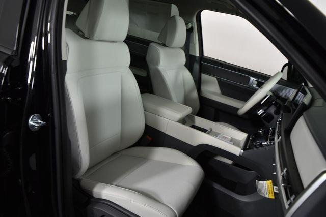 New 2026 Black Hyundai SE image 55