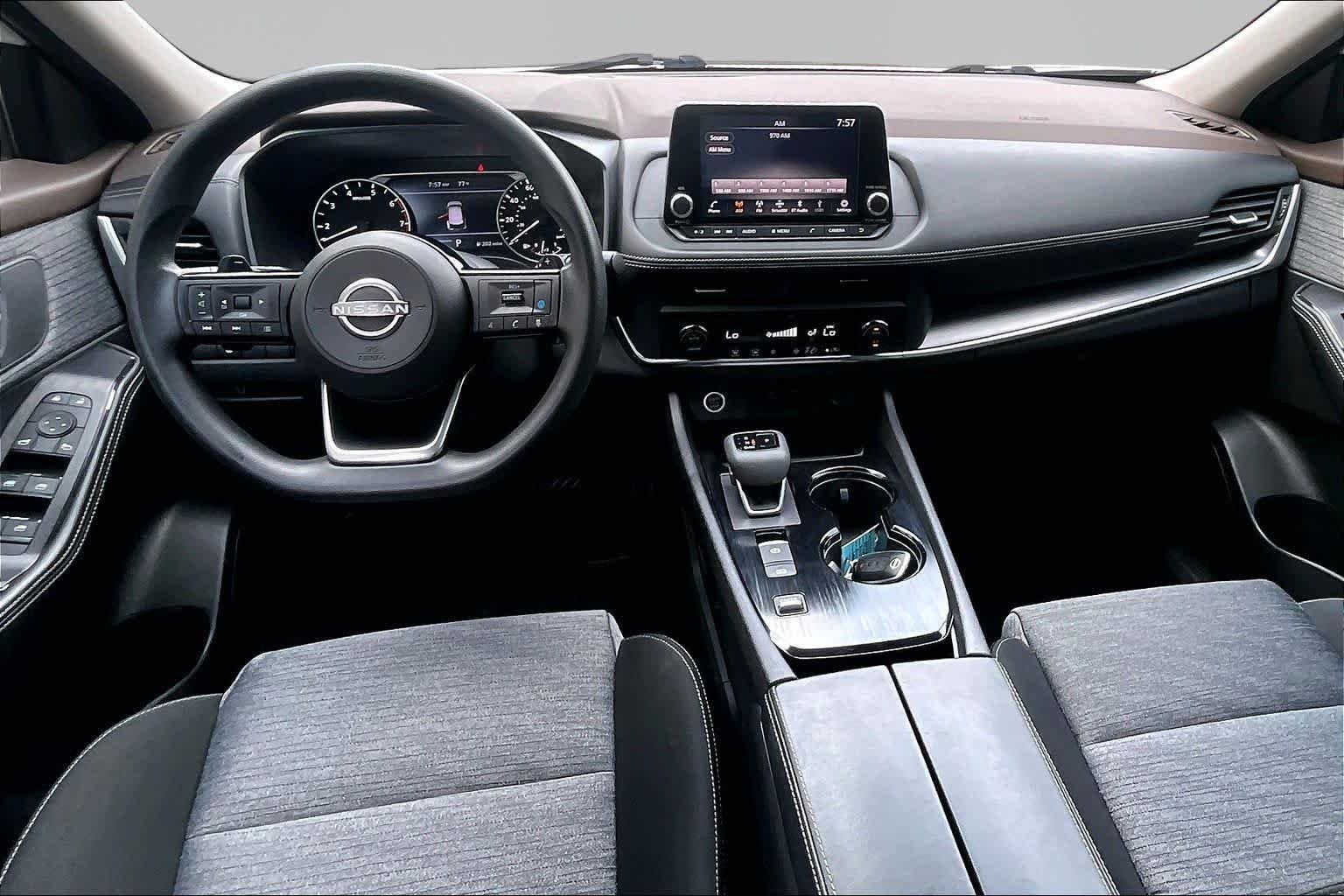 Used 2023 Pearl White Tricoat Nissan SV image 16
