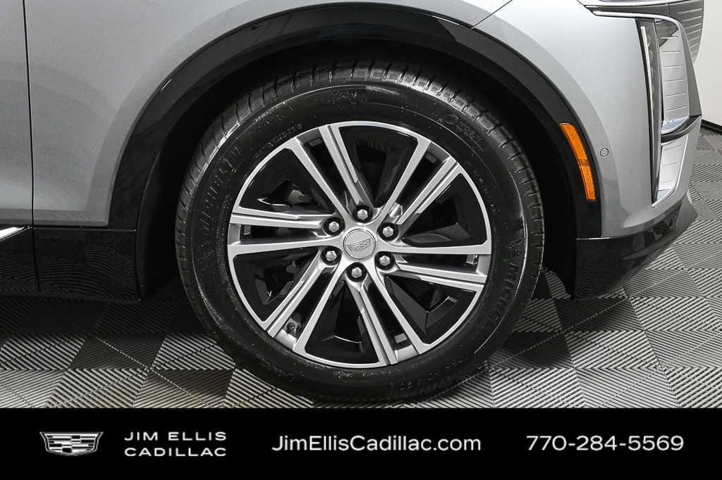 New 2026 Argent Silver Metallic Cadillac Luxury image 38