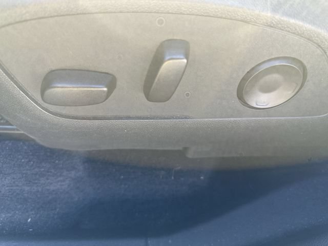 Used 2025 White Frost Tricoat Buick Sport Touring image 16