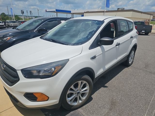 Used 2019 White Ford S image 3