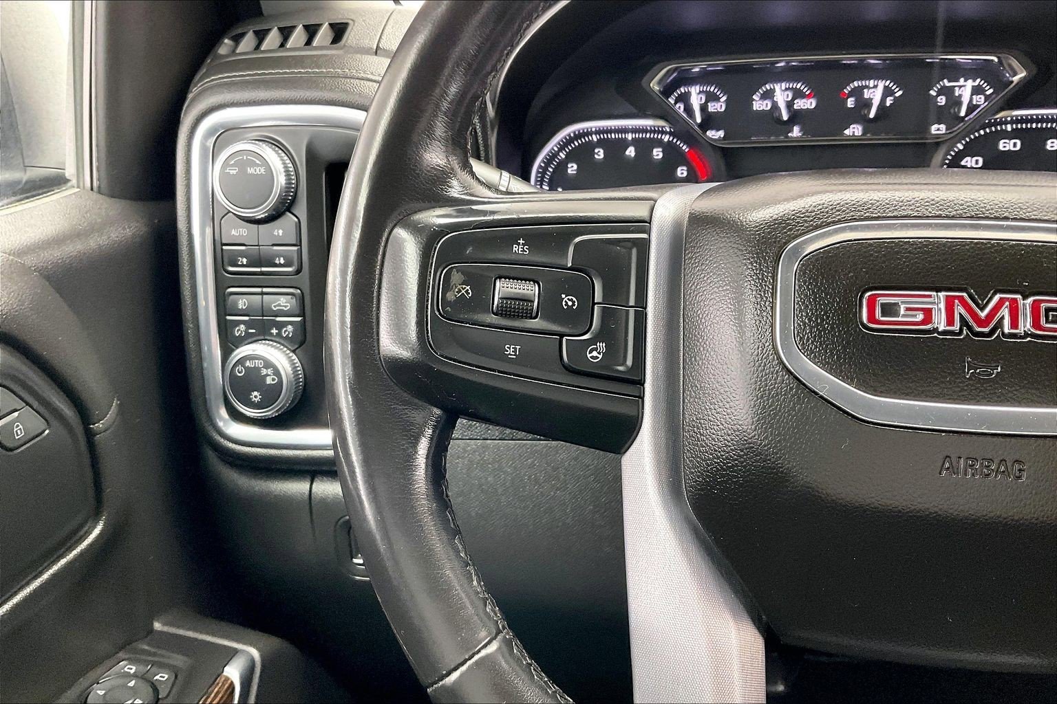 Used 2021 Summit White GMC Elevation image 20