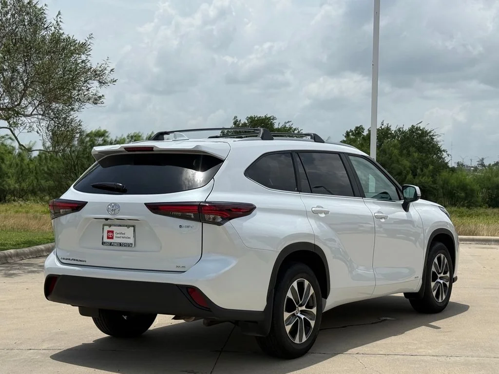 Certified Used 2026 Beige Toyota XLE image 4