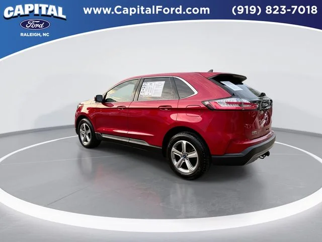 Used 2022 Red Ford SEL image 6