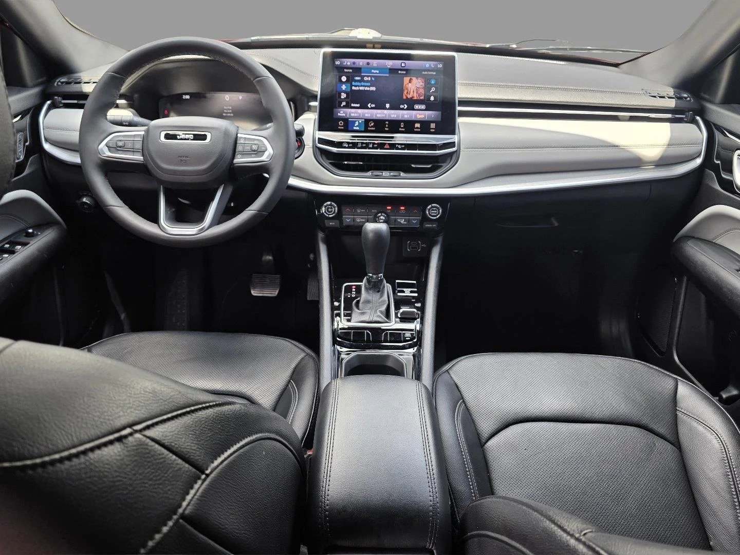 Used 2025 Velvet Red Pearlcoat Jeep Altitude X image 9