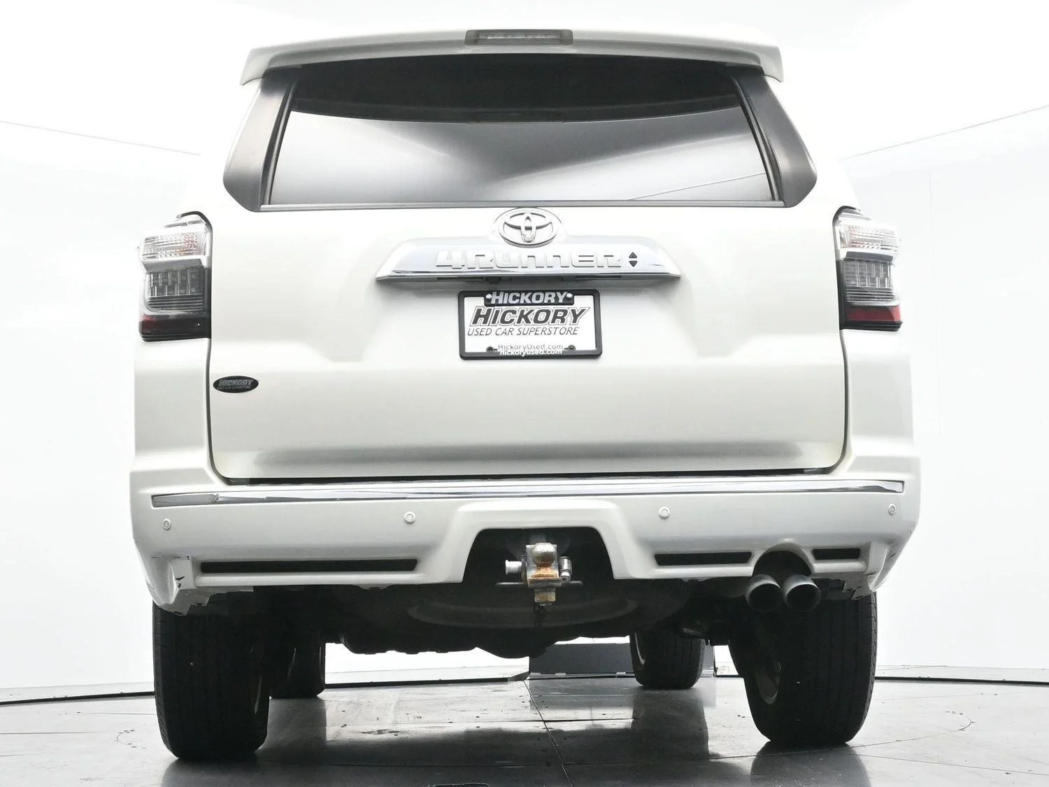 Used 2019 Blizzard Pearl Toyota Limited image 59