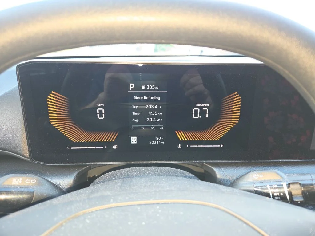 Used 2025 Blue Kia LXS image 9