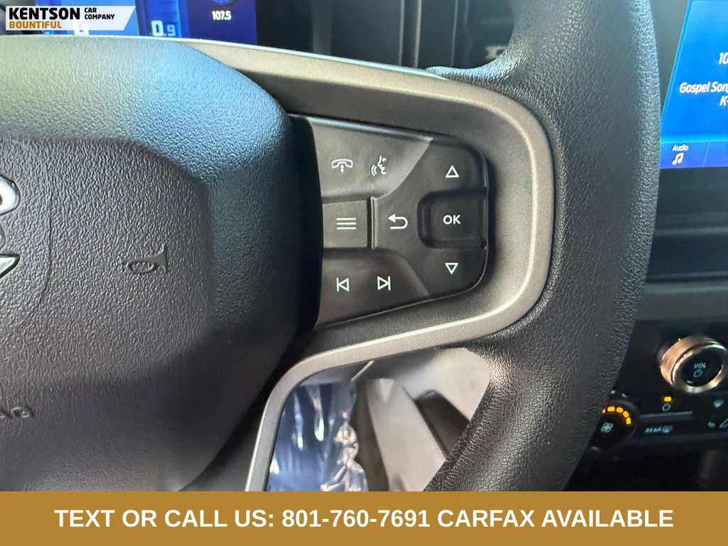 Used 2022 Red Ford Base image 17