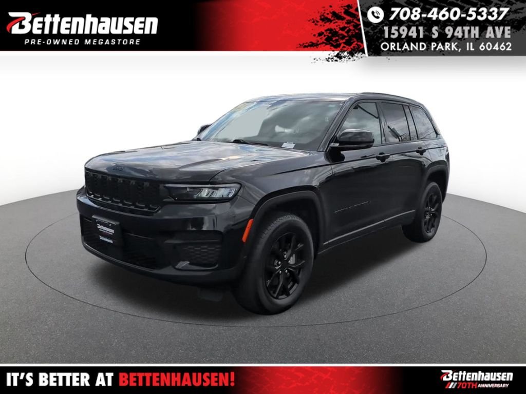 Certified Used 2025 Black Jeep Altitude image 1