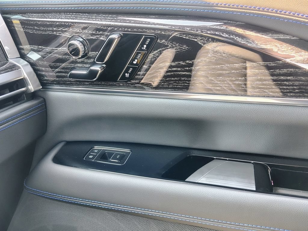 2026 Cadillac Escalade IQ Sport - Photo 32