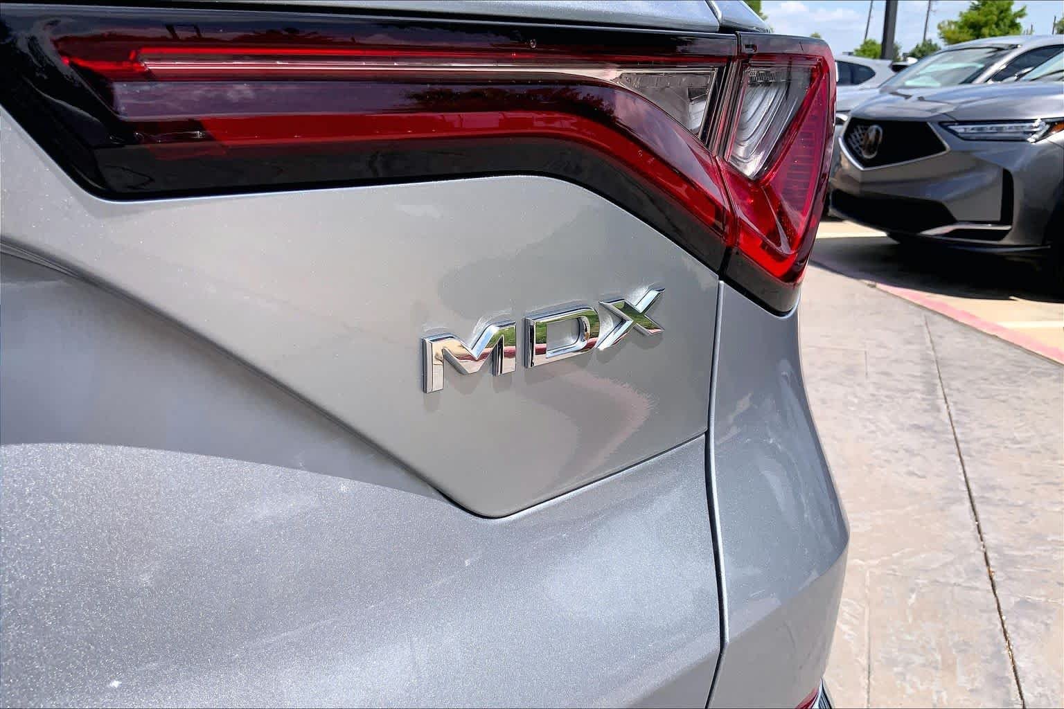 Used 2026 Solar Silver Metallic Acura w/Technology Package image 10