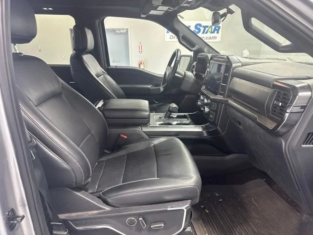 Used 2022 Silver Ford Lariat image 24