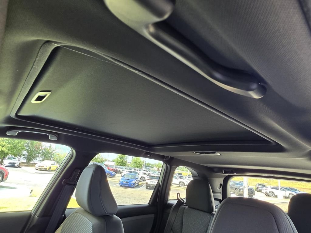 New 2026 CRYSTAL WHITE PEARL Subaru Premium image 9