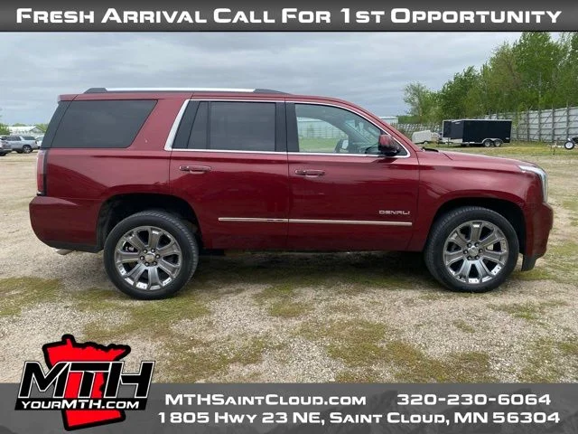 2017 GMC Yukon 4WD Denali's photo