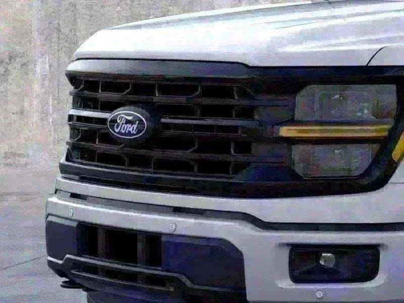 New 2026 Iconic Silver Ford XLT image 90
