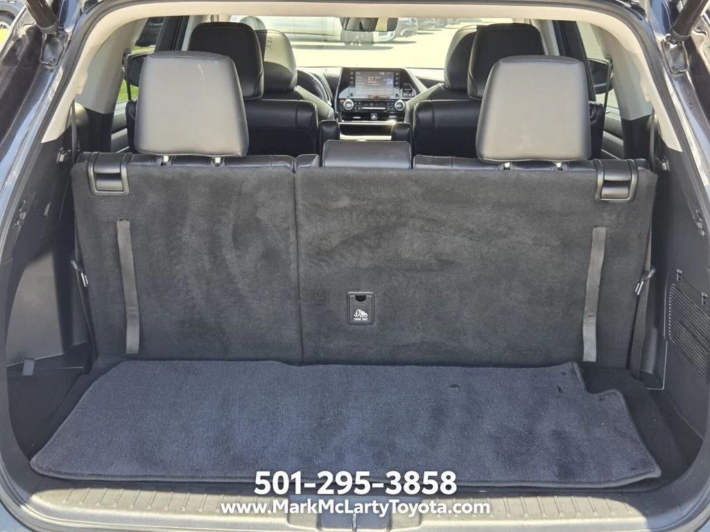 Used 2021 Black Toyota XLE image 13