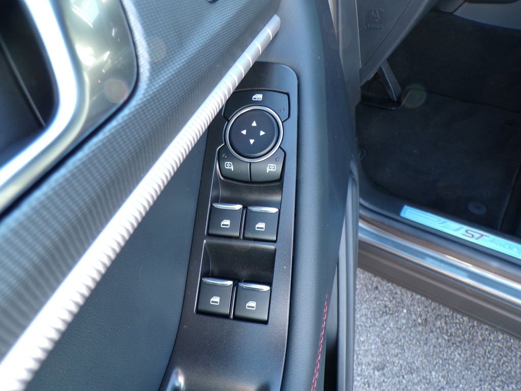 New 2026 Carbonized Gray Metallic Ford ST-Line image 12
