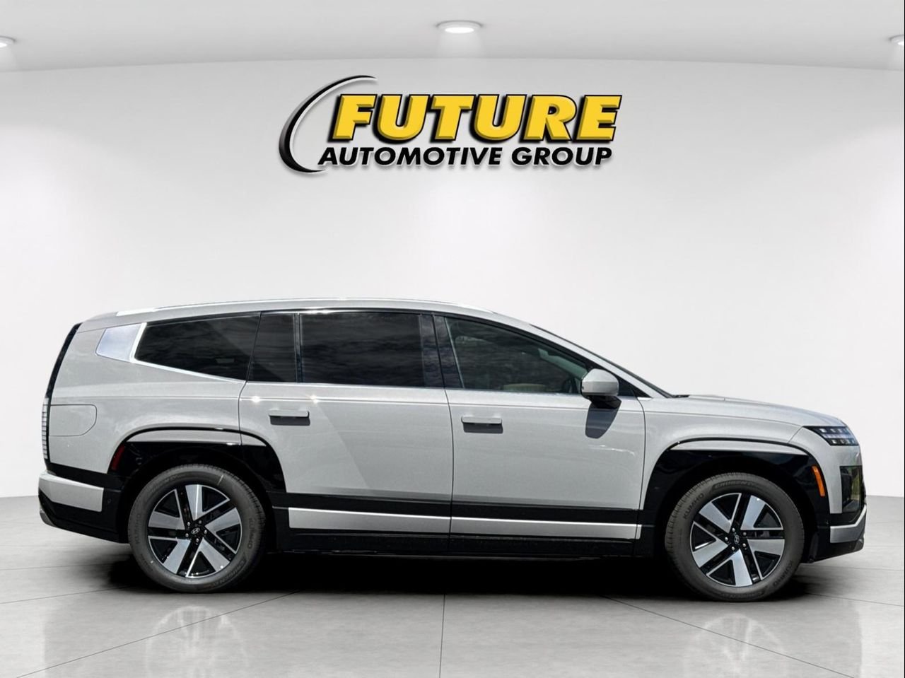 New 2026 Gray Hyundai SEL image 2