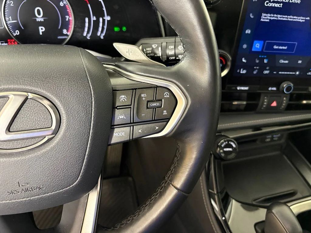 Used 2024 White Lexus 350 Premium image 25