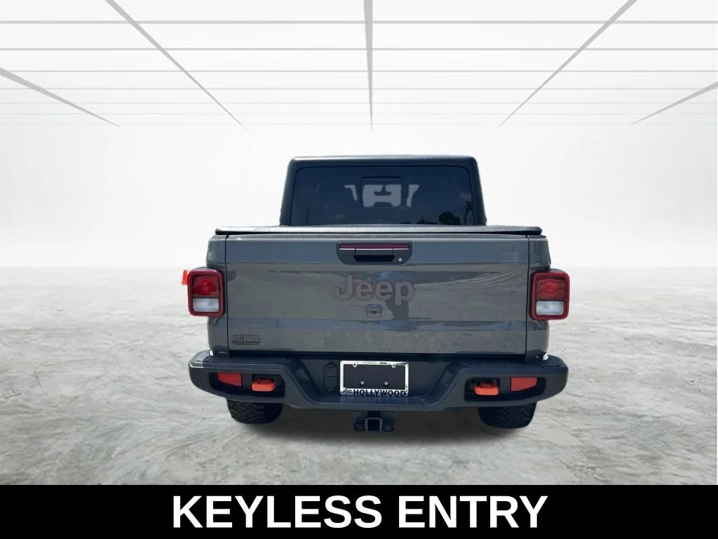 Used 2022 Gray Jeep Mojave image 8