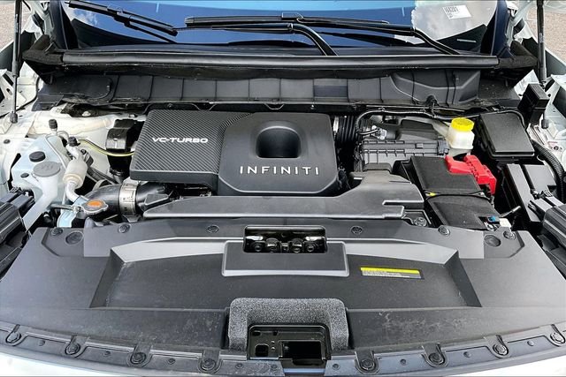 New 2027 RADIANT WHITE INFINITI LUXE image 9