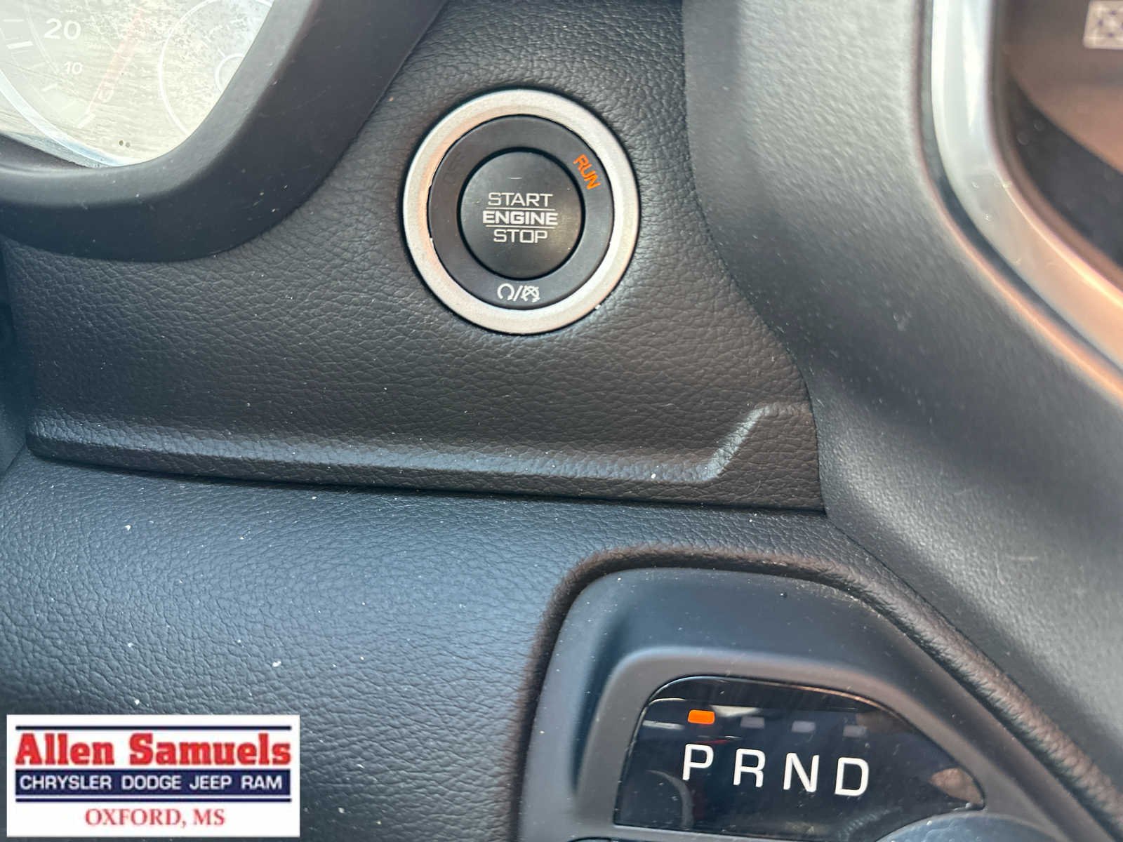 Used 2025 Bright White Clearcoat Ram Laramie image 22
