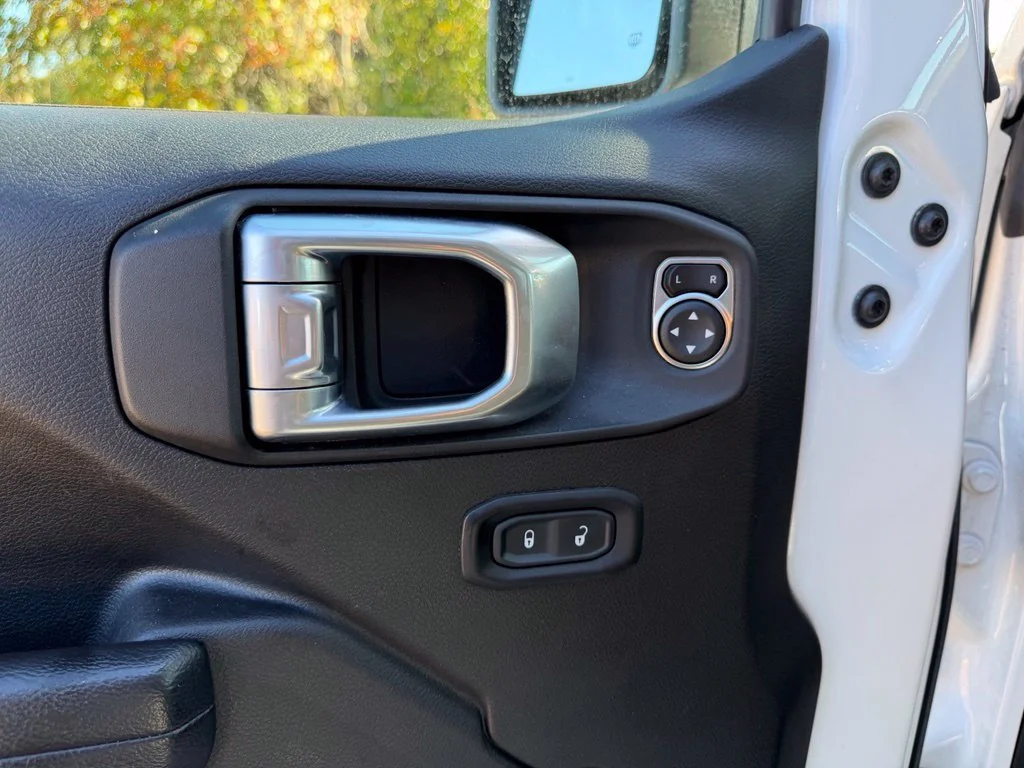 Used 2023 White Jeep Willys 4xe image 12
